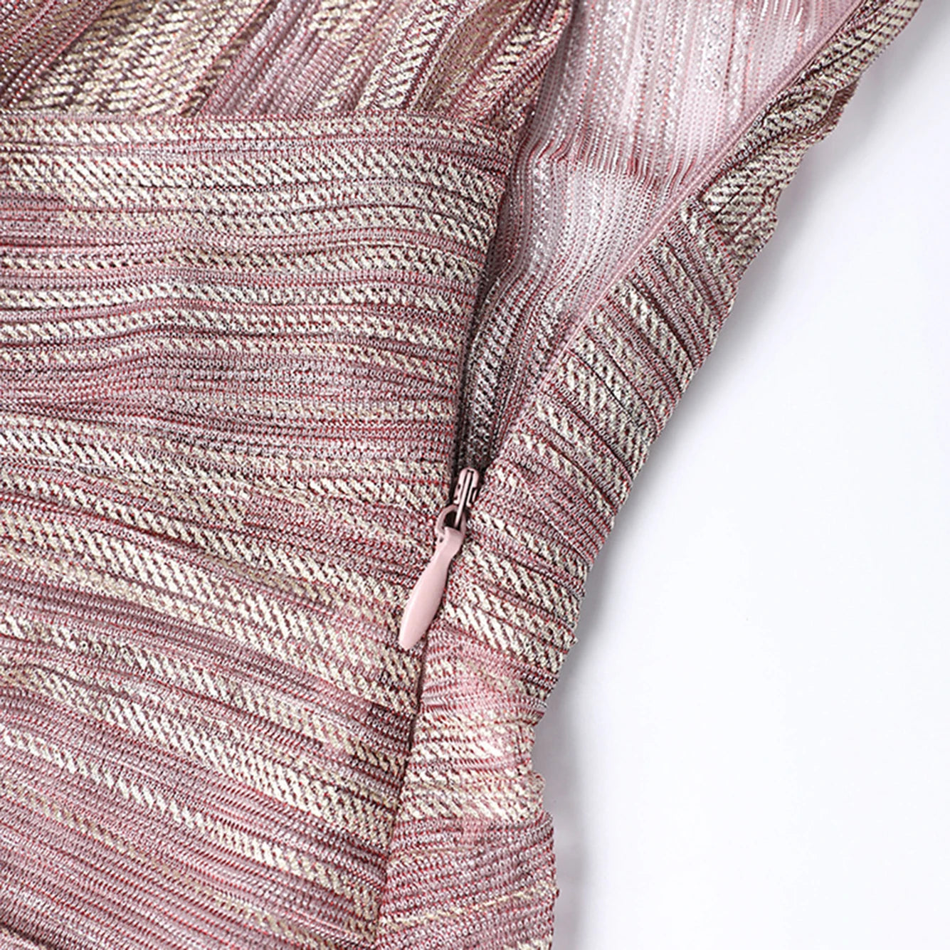 Robe En Lamé Entièrement Drapée — vue 10